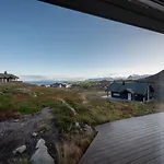 Lofoten Midnightsun Northern Lights Golf Horses Casa de Férias *