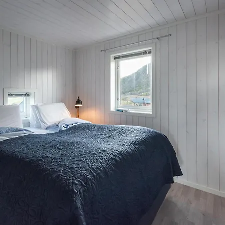 بيت للعطل Lofoten Midnightsun Northern Lights Golf Horses