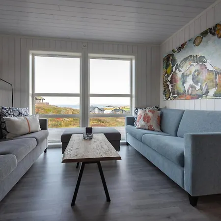 Vakantiehuis Lofoten Midnightsun Northern Lights Golf Horses