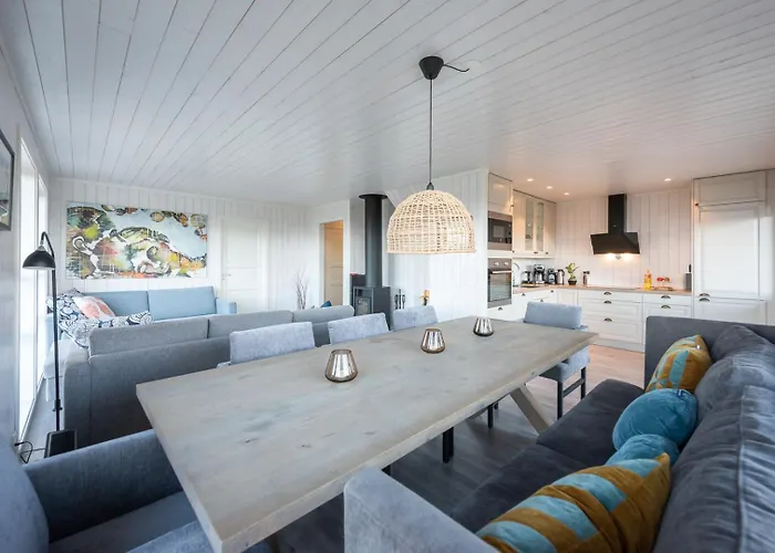 Feriehus Lofoten Midnightsun Northern Lights Golf Horses Gimsoy