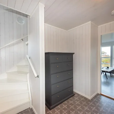 Lofoten Midnightsun Northern Lights Golf Horses Gimsoy